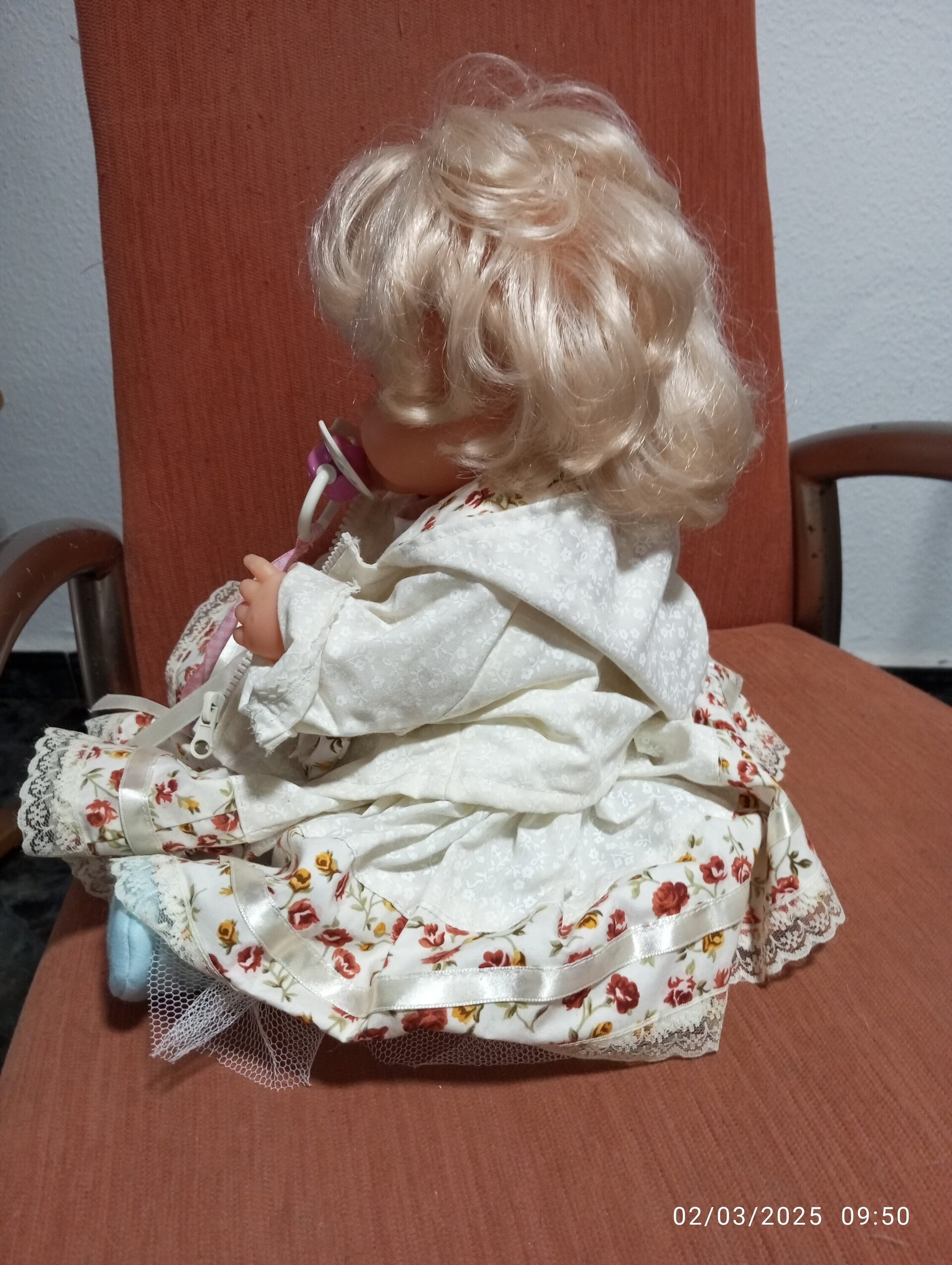 Muñeca Nenuco de Famosa - 2